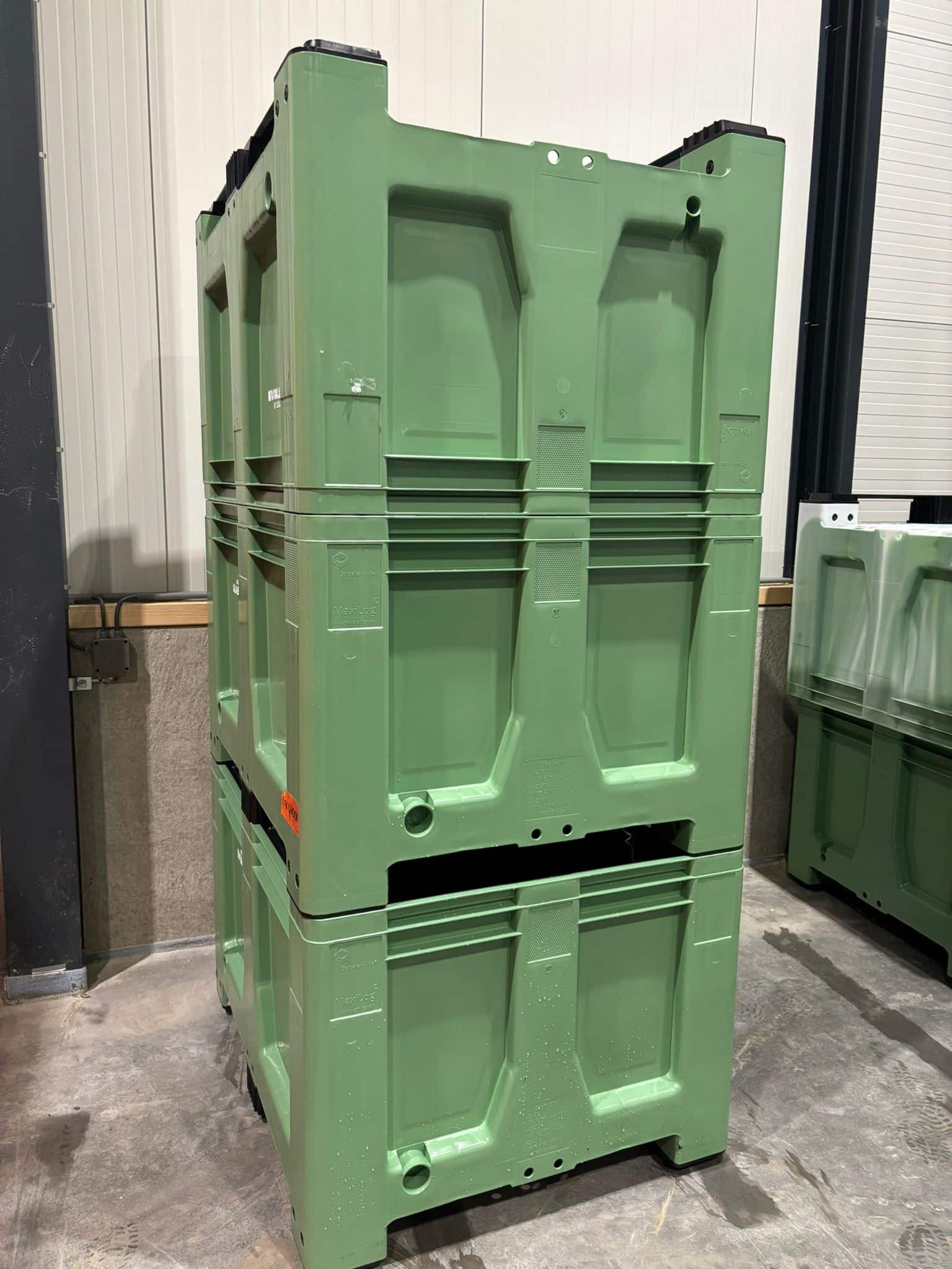 Palletdeal 4 stuks Palletbox kunststof, 1200x1000x760 mm - Nieuw - Groen