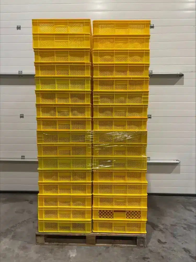Palletdeal 64 stuks Kunststof stapelkrat geel 600×400 - Gebruikt